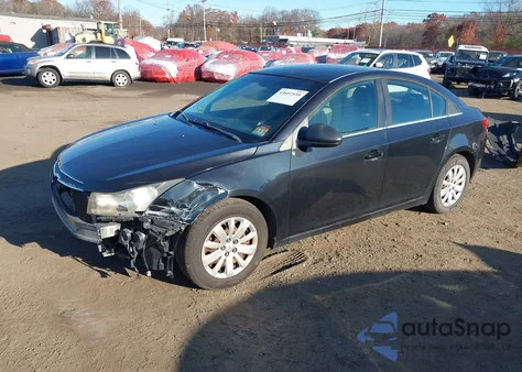 2011 Chevrolet Cruze Ls z USA, uszkodzony, nr VIN 1G1PC5SH9B7239670